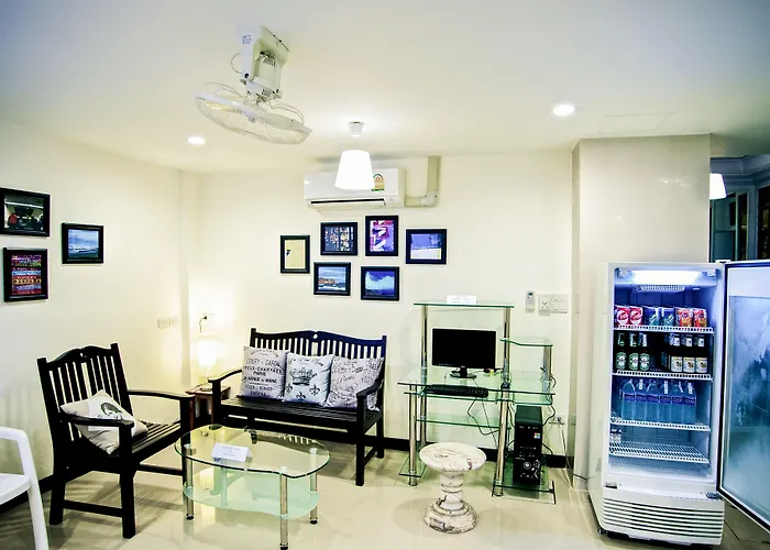 Hotell House 3*