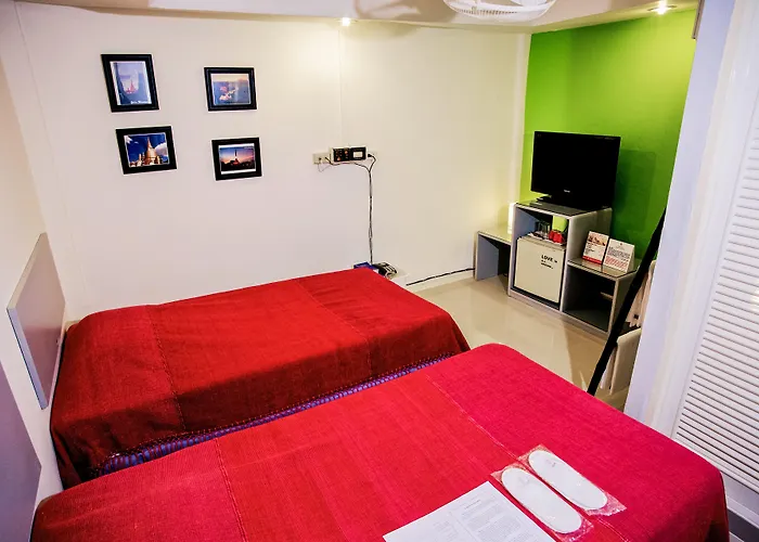 House Hotel