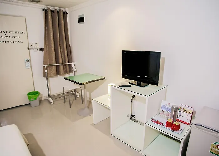 Hotell House 3*