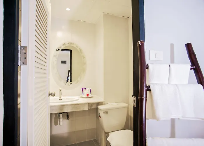 Hotell House 3*