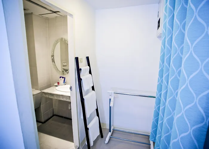 House Hotel 3*