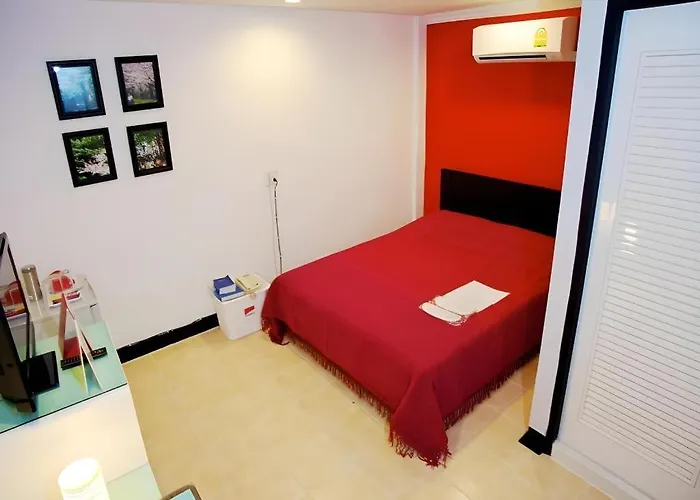 House Hotel