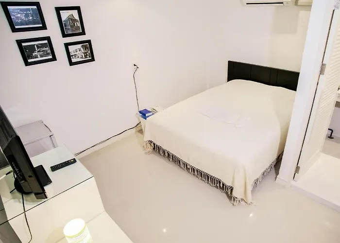 Hotel House
