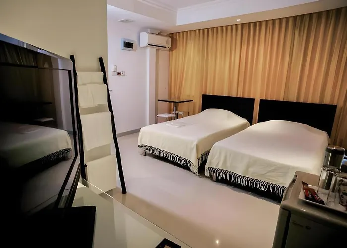 House Hotel