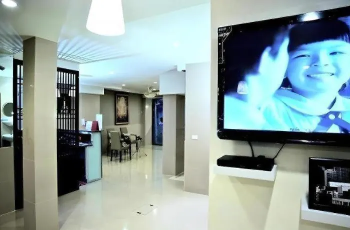Hotel House 3*