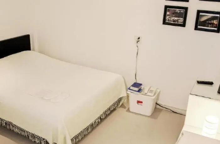 House Hotel 3*
