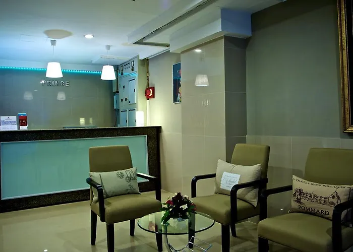 Hotel House 3*