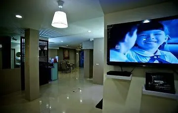 House Hotell